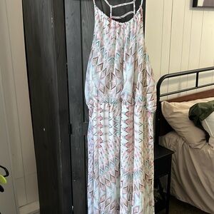 Maxi dress with back detail